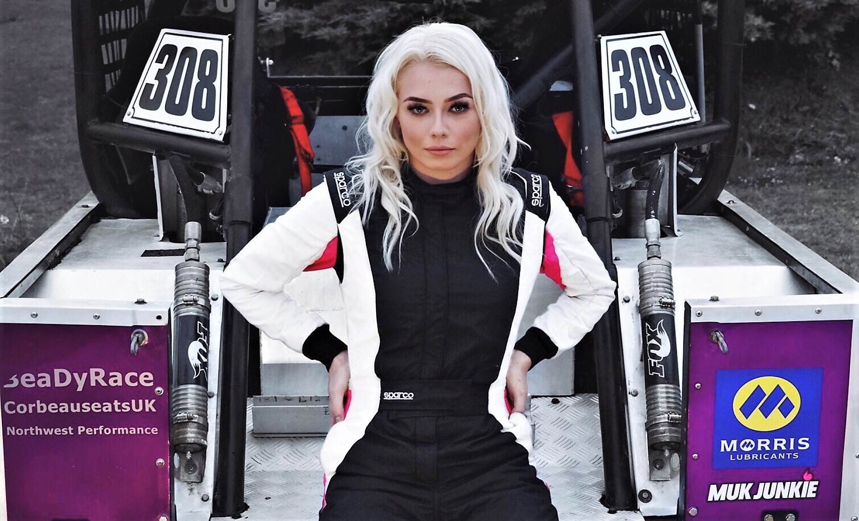 Chloe Anna Jones 2.jpg