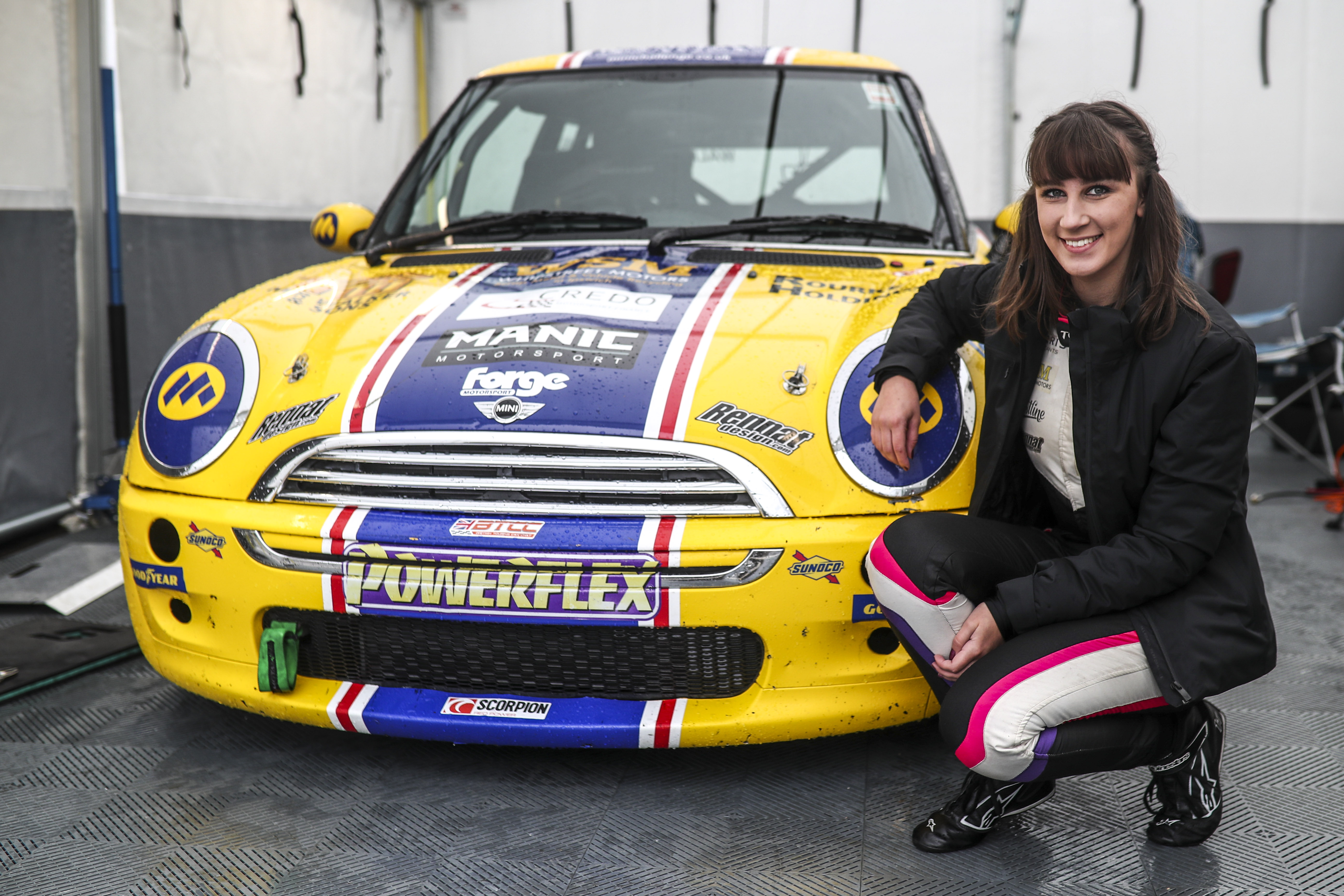 Snetterton - Jakob Ebrey 10.jpg